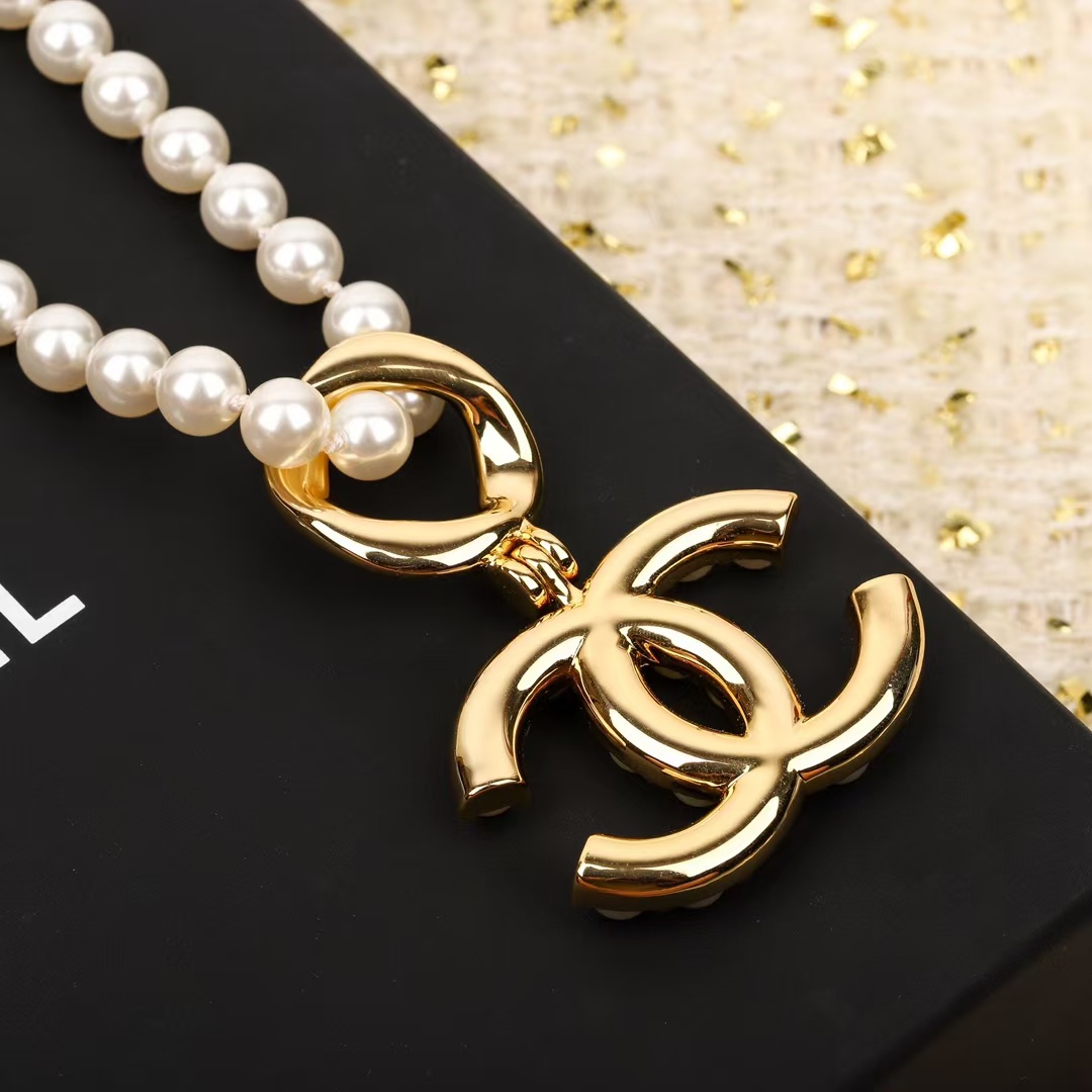 Chanel Diamond Pearl Paved Double C Pendant Pearl Necklace - Image 4