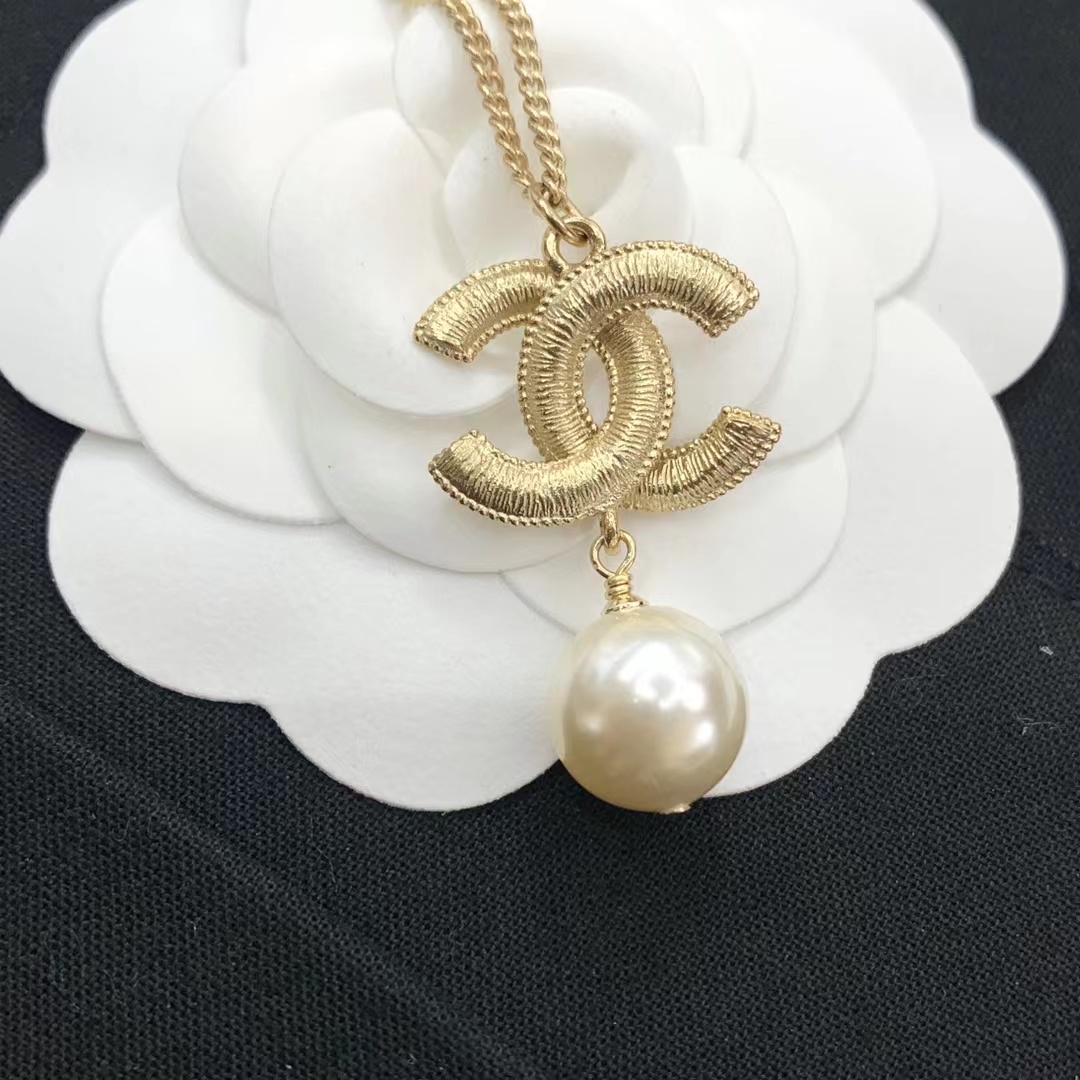 Chanel Sweater Double C Pearl Dangle Necklace - Image 3
