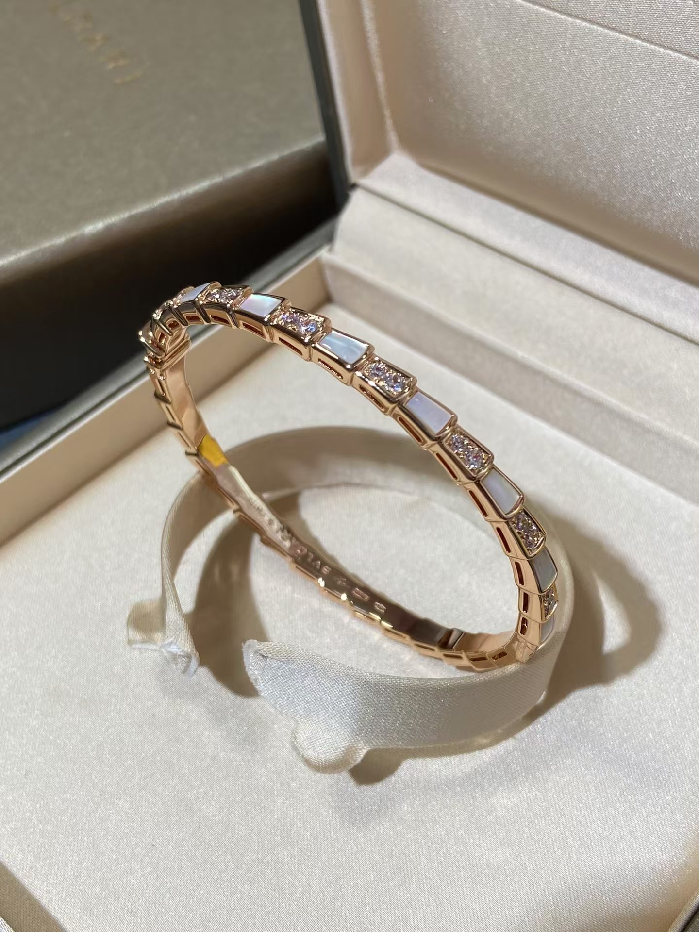 Bvlgari Serpenti Viper Bracelet Bangle in Rose Gold