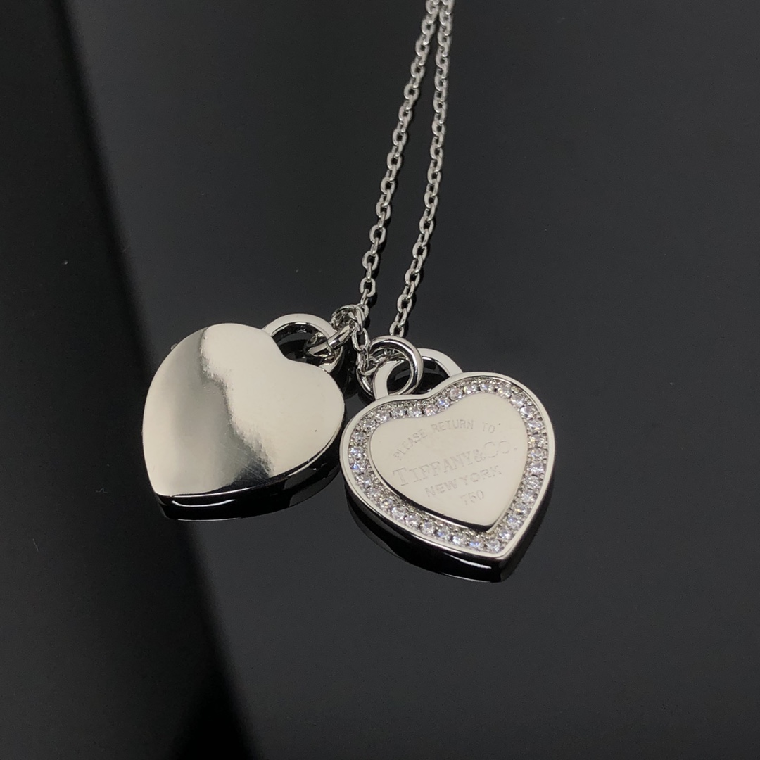 Tiffany Double Heart Pendant Necklace - Image 3