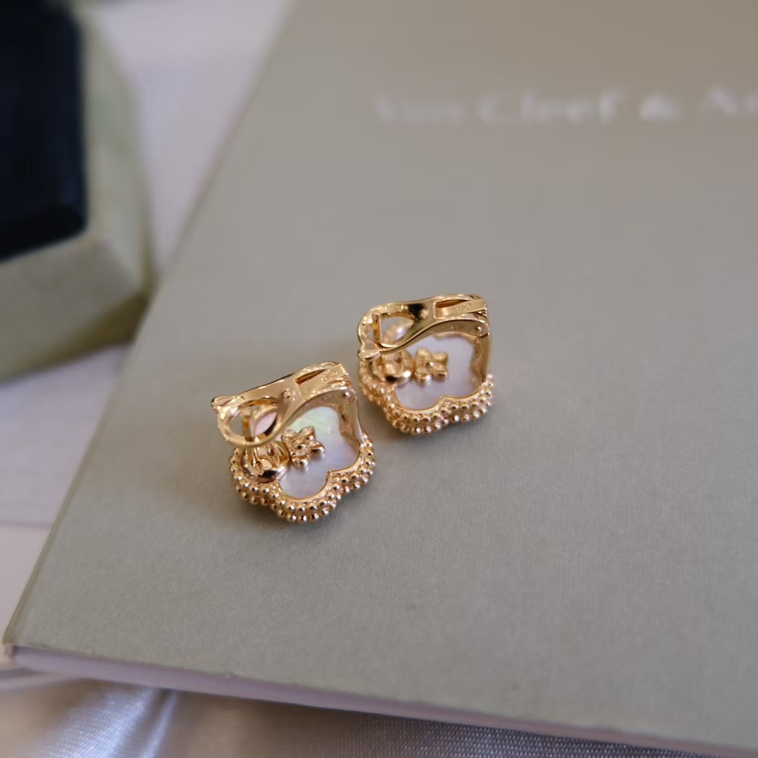 VCA Lucky Spring Earrings, Plum Blossom - Image 6