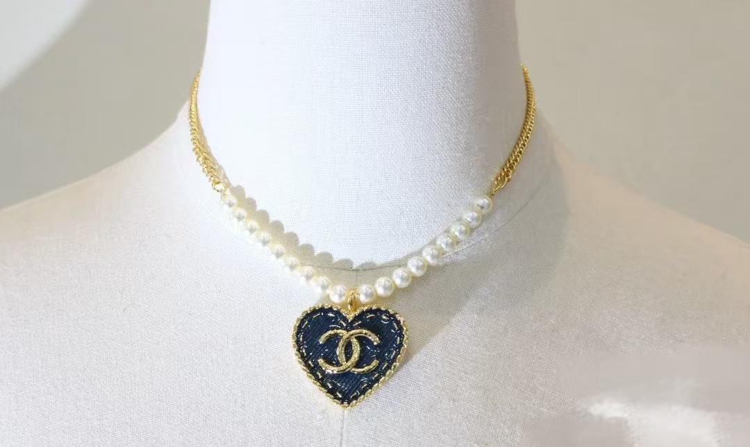 Chanel Denim Heart Double C Pendant Pearl Necklace - Image 9