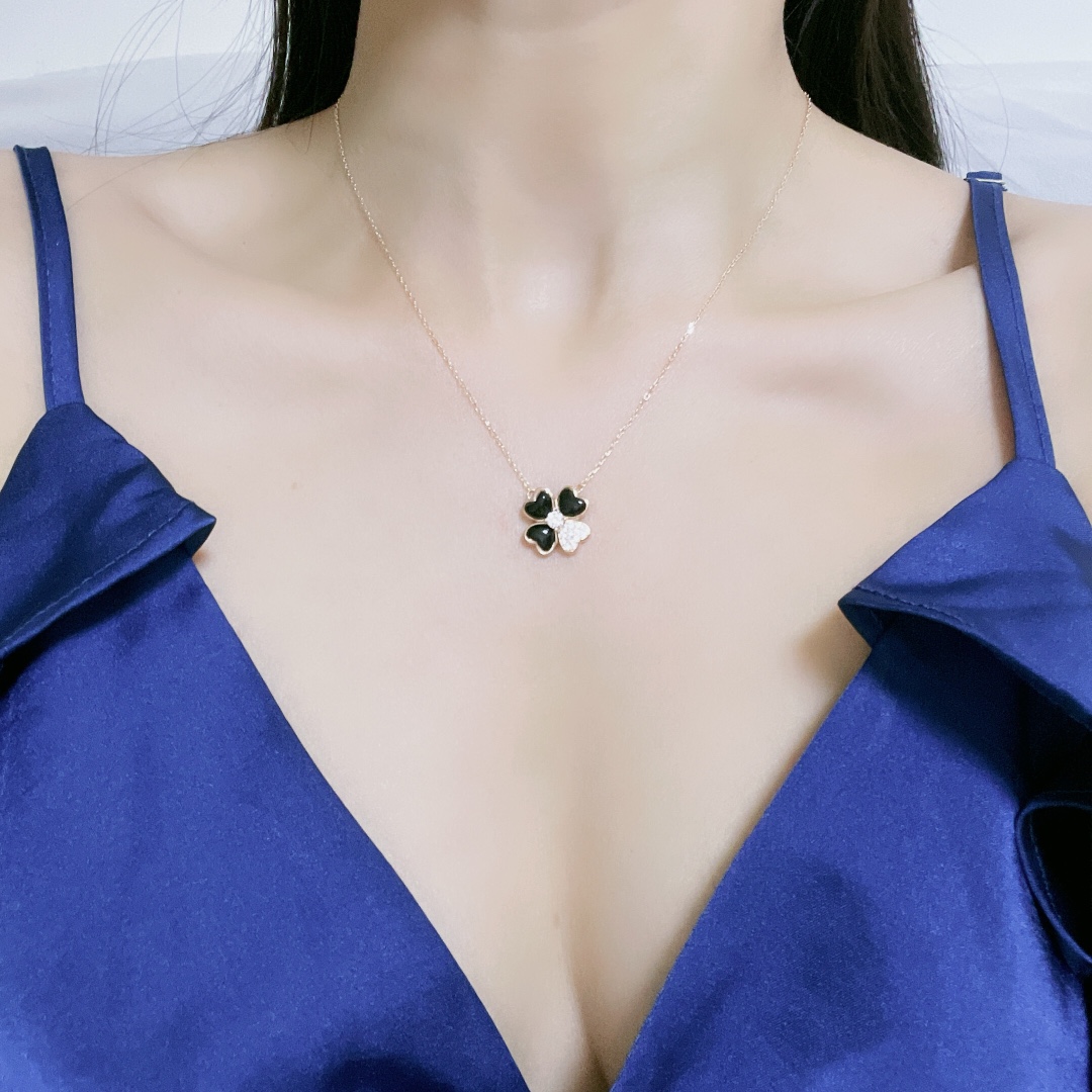 VCA Love Heart Clover Earrings Necklace - Image 7