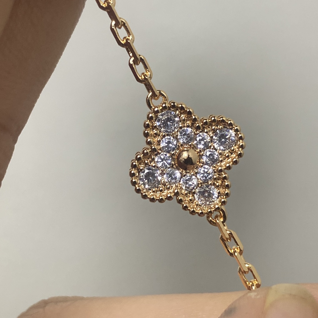 VCA Lapis Lazuli Vintage Alhambra Bracelet, 5 Motifs - Image 5