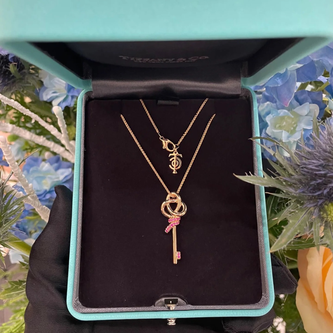 Tiffany Pink Diamond Woven Key Pendant Necklace - Image 2