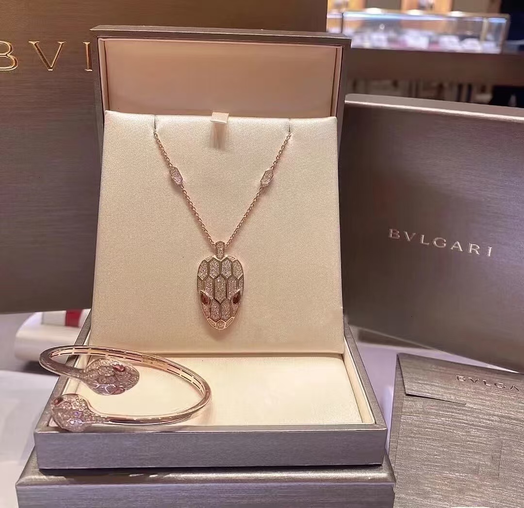 Bvlgari Serpenti Seduttori Necklace - Image 2