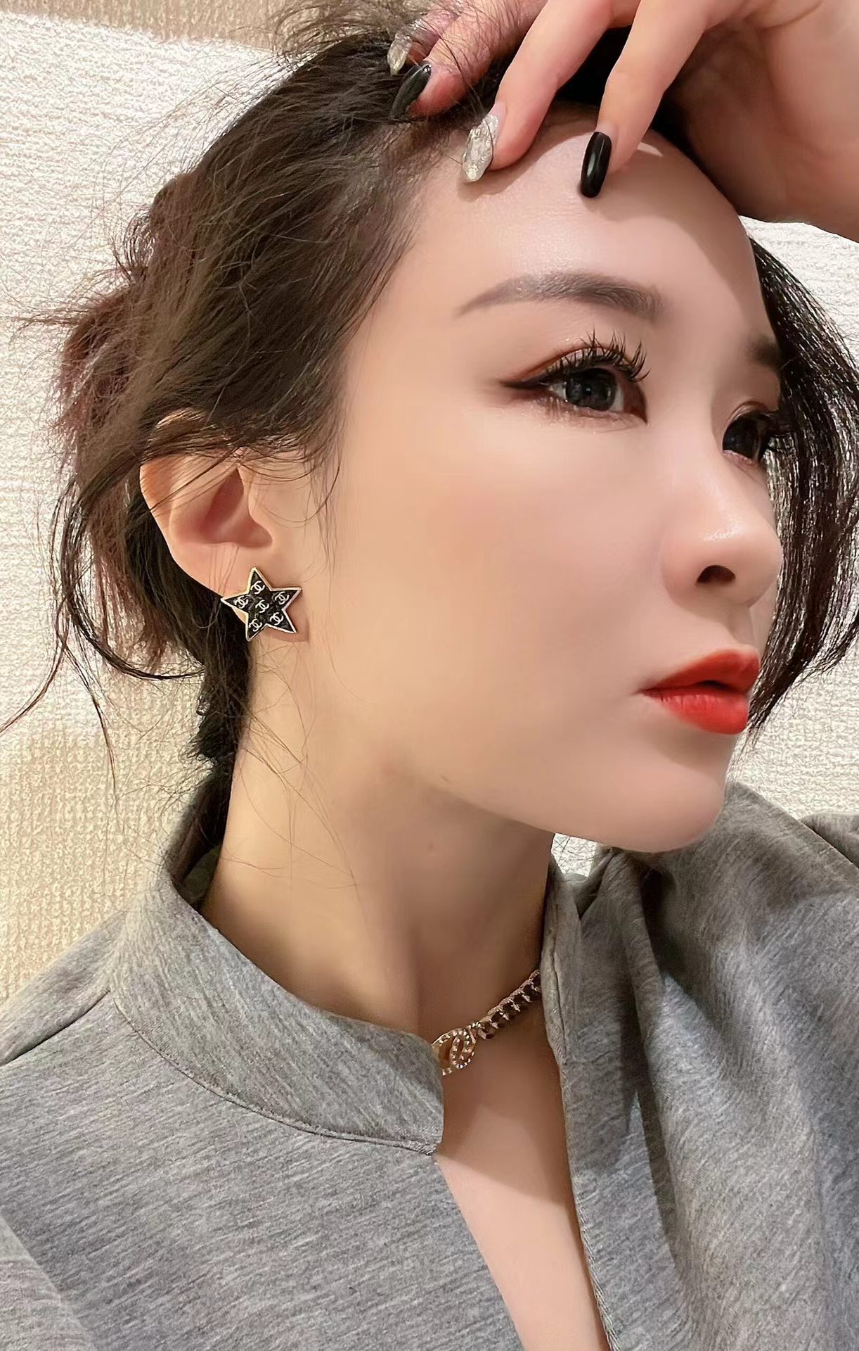 Chanel Black Star Earrings - Image 5