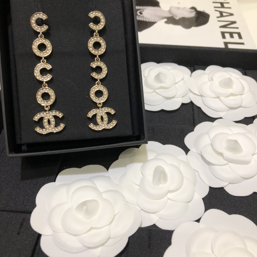 Coco Chanel Brooch Earrings Necklace - Image 7