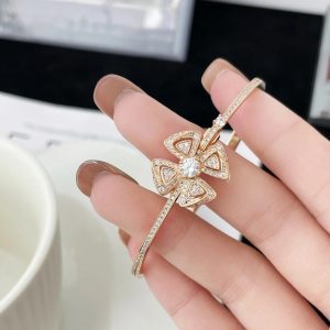 Dupe Bvlgari Fiorever Bracelet Rose Gold Flower Bangle