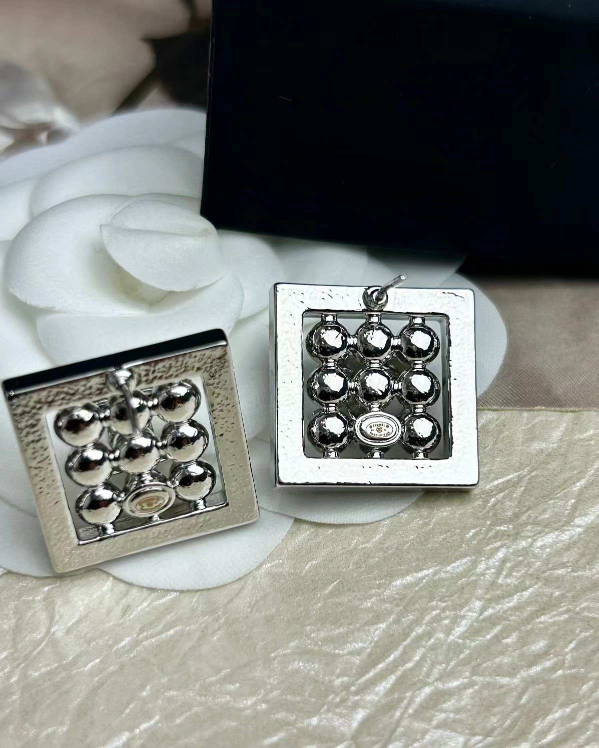 Chanel Square Diamond and Pearl Earrings - Image 6