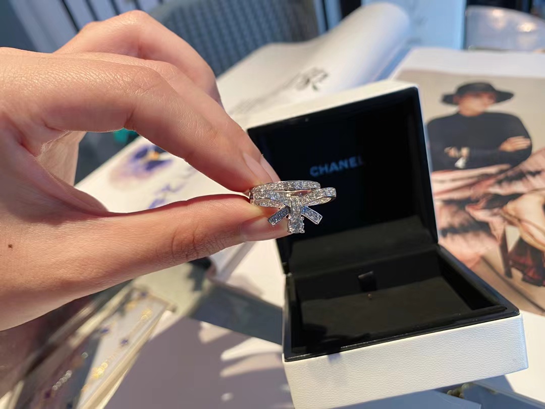 Chanel Ruban Bow Ring - Image 8