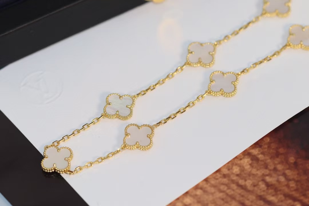 VCA Vintage Alhambra Necklace, 10 Motifs - Image 2