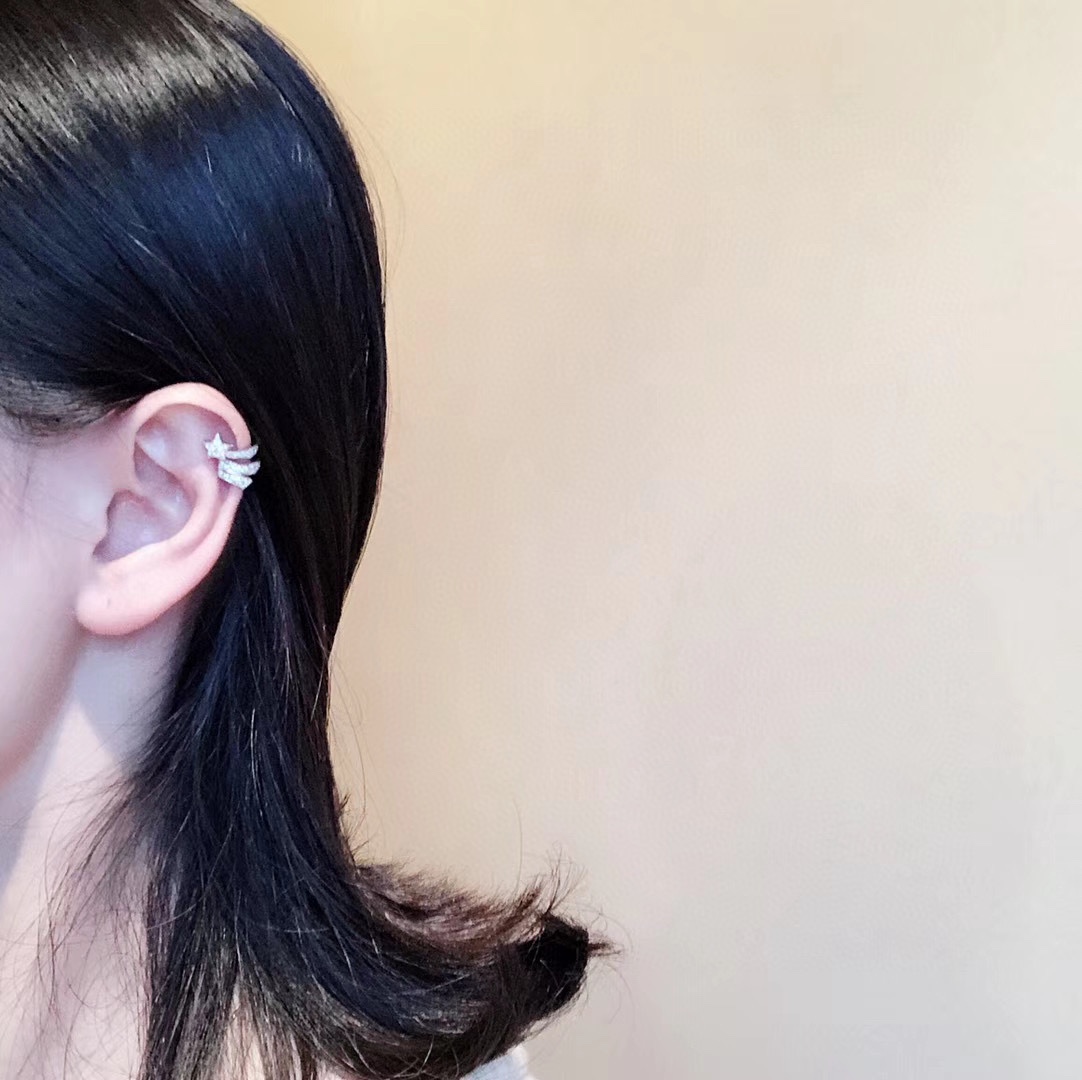 Chanel Non-pierced Ear Clip Comete Earrings - Image 3