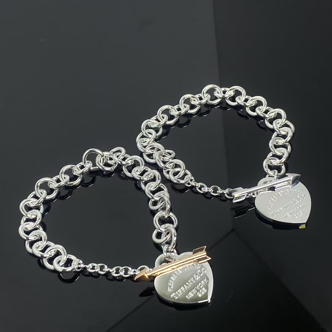 Tiffany Arrow Lovestruck Heart Tag Charm Chain Bracelet
