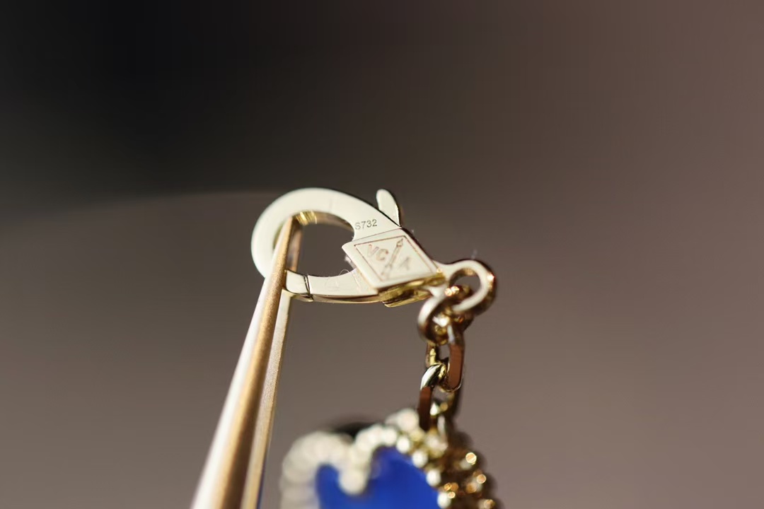 VCA Vintage Alhambra Necklace, 10 Motifs - Image 6