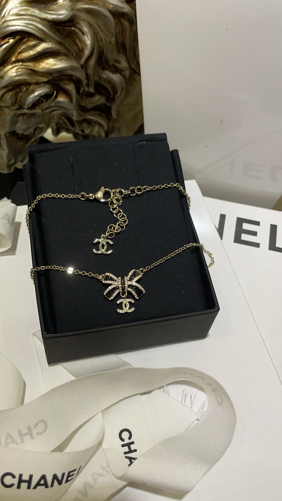 Chanel Black Bow CC Pendant Necklace and Bracelet - Image 7
