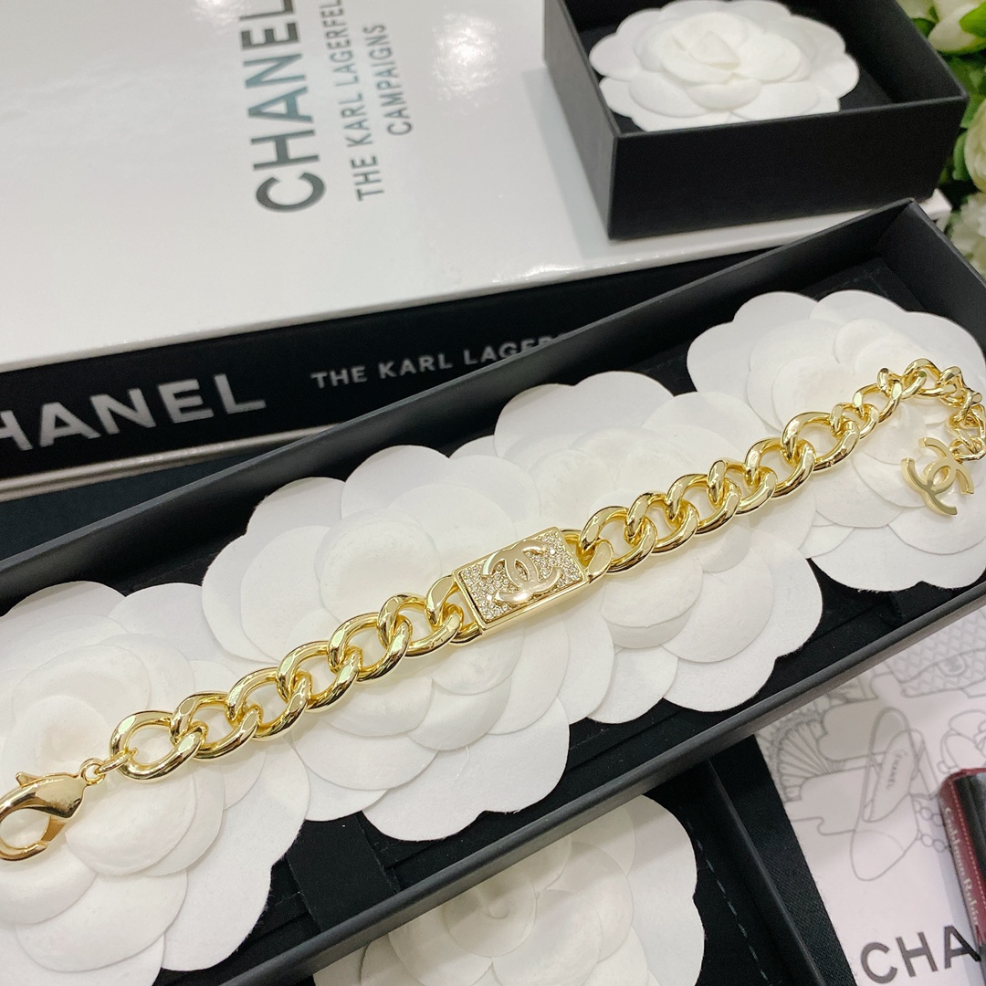 Chanel Gold Chunky Cuban Chain Rectangle Tag Bracelet - Image 3