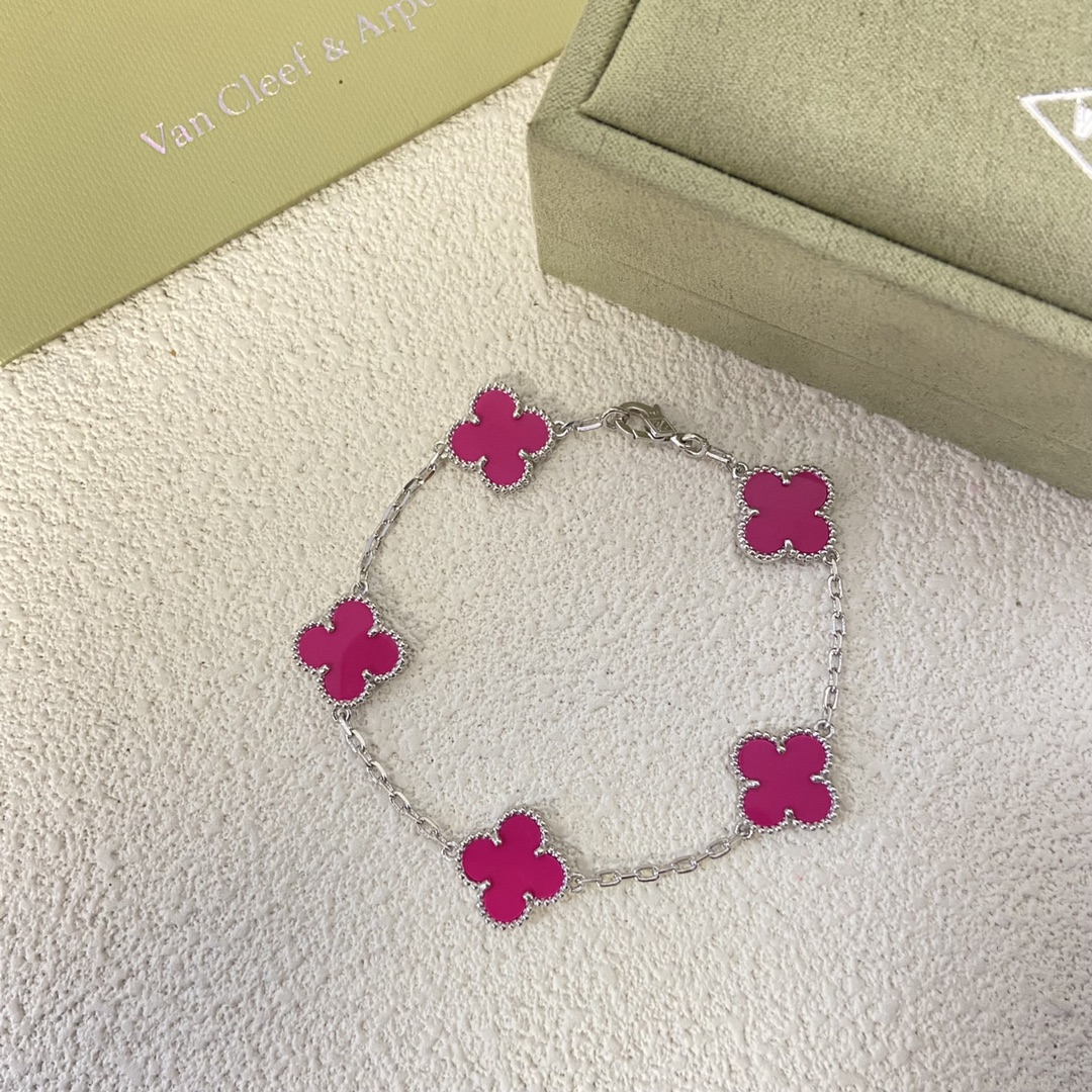VCA 5 Rose Red Motifs Vintage Alhambra Bracelet - Image 4