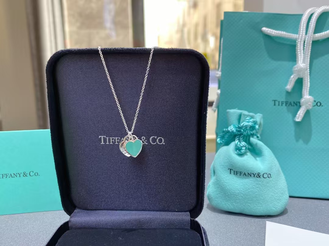 Tiffany Double Heart Tag Pendant Necklace - Image 5