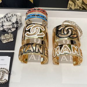 Personality Chanel Hot Sale Cuff Bangle Bracelet 24