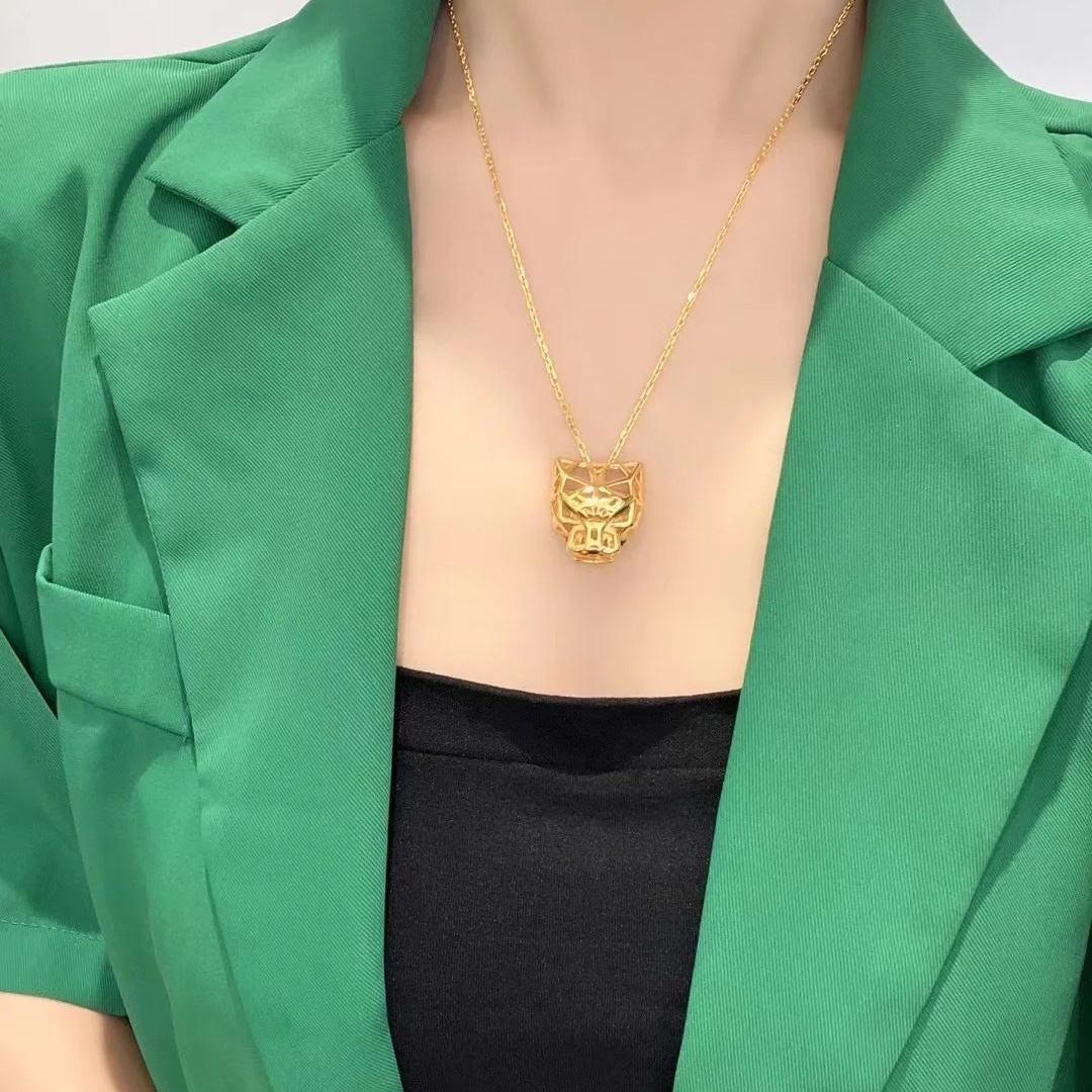 Cartier Leopard Panthère de Pendant Necklace - Image 5