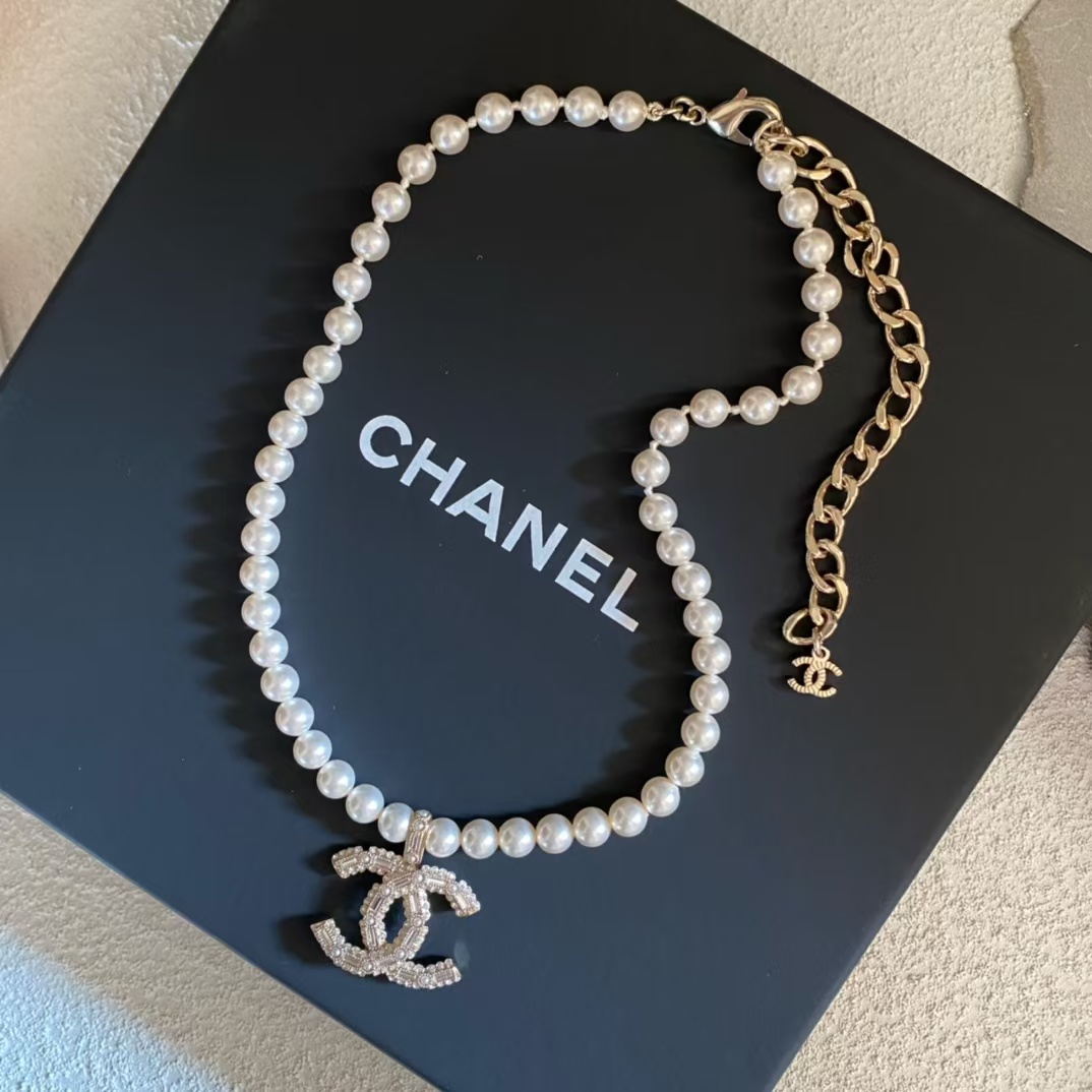 Chanel Big Double C Pendant Pearl Necklace - Image 5
