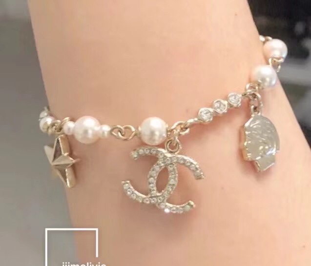 Chanel Star Portrait Bracelet - Image 9