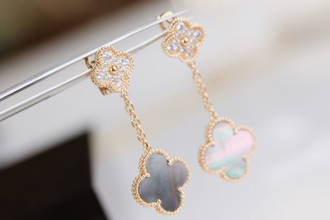 VCA Grey Mother of Pearl Magic Alhambra Earrings 2 Motifs - Image 3