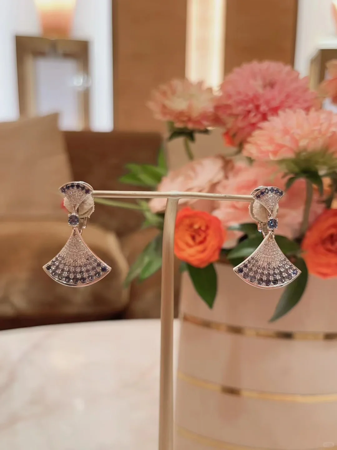Bvlgari Divas' Dream Earrings - Full Diamond - Image 7