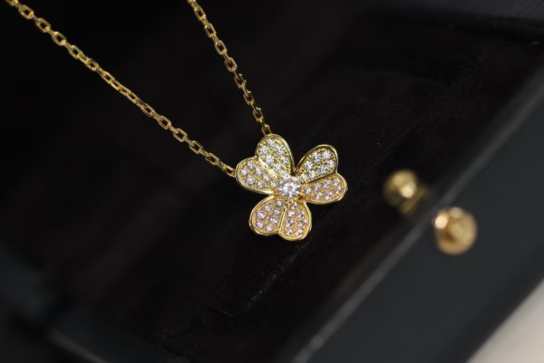 VCA Frivole Pendant Necklace - Mini - Image 6