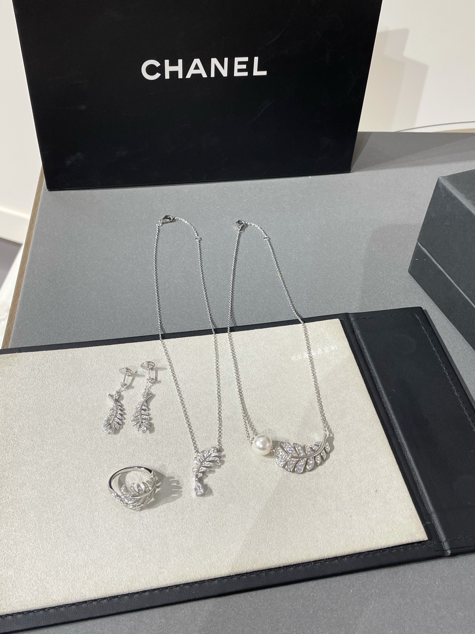 Chanel Diamond Feather Plume De Ring Earrings Necklaces