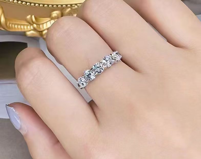 Tiffany Forever Band Ring - 7 Diamonds - Image 3