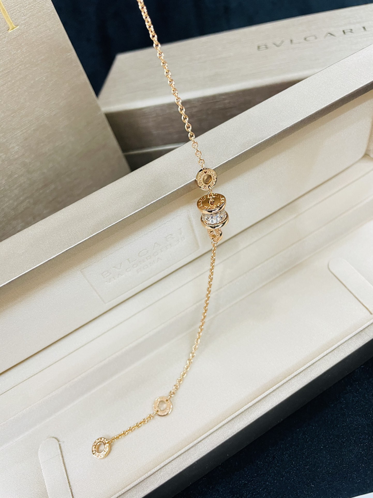 Dupe Bvlgari Diamond Paved B.zero1 Bracelet - Image 2