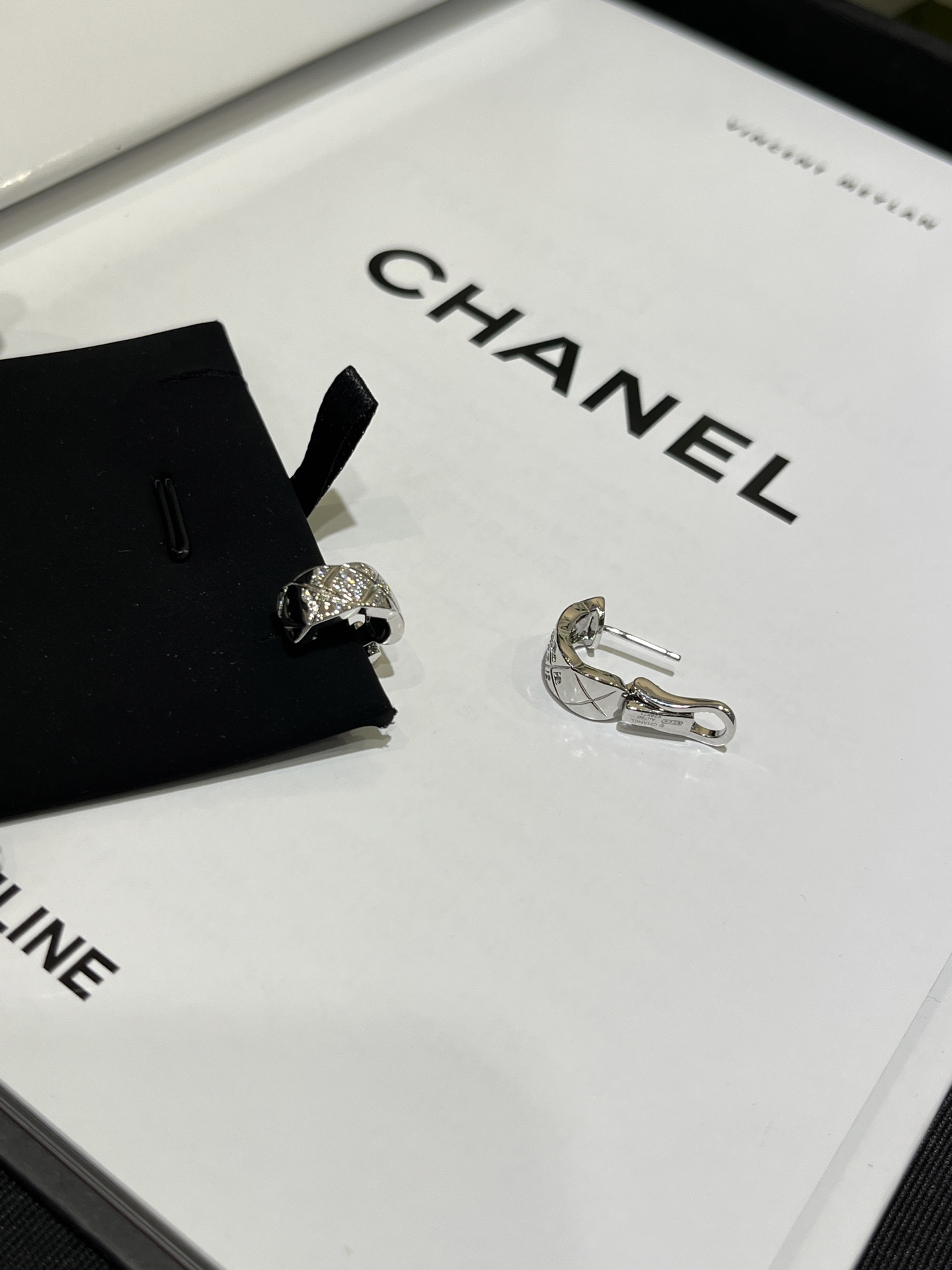 Chanel Coco Crush Hoop Stud Earrings - Image 8