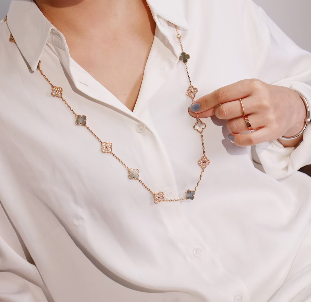 VCA Vintage Alhambra Long Necklace, 20 Motifs