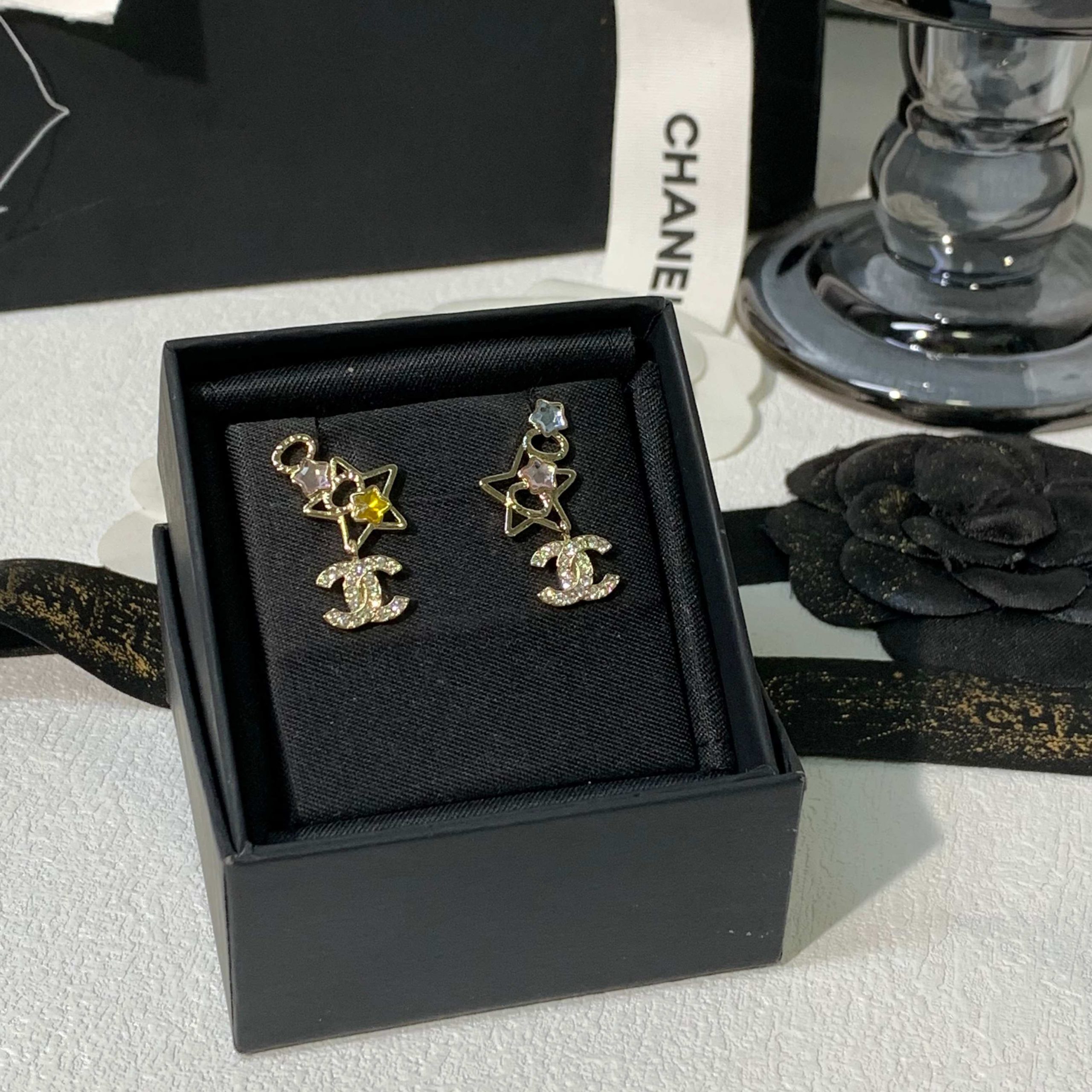 Chanel Asymmetric Color Gem Star Coco Drop Earrings - Image 3