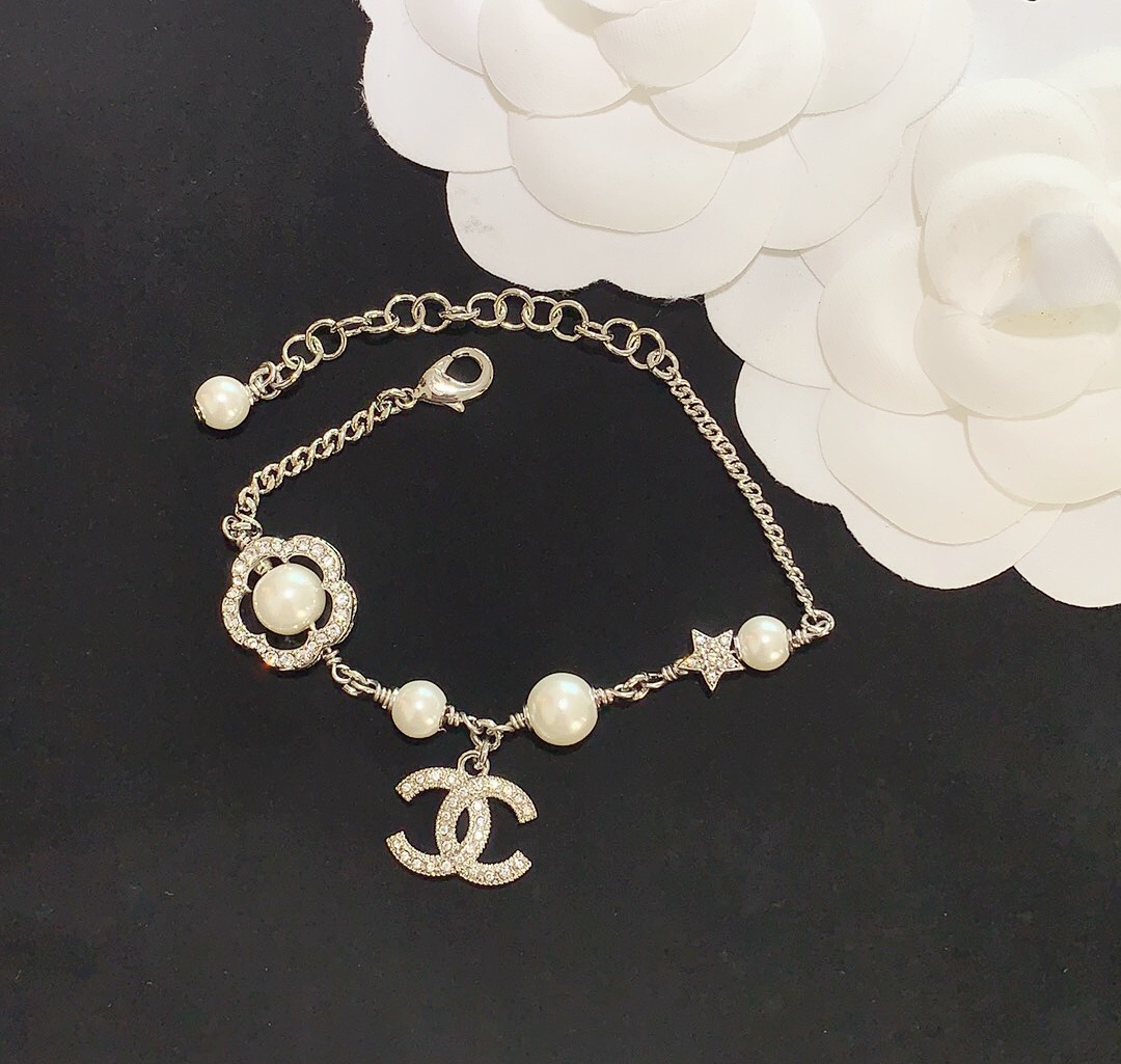 Chanel Flower Enhancer Pearl Bracelet Earrings Necklace - Image 7