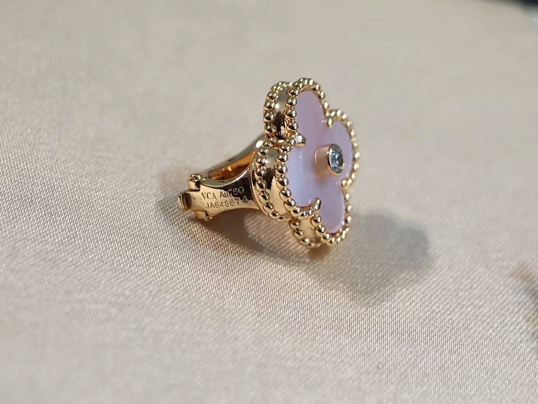 VCA Pink Mother of Pearl Clover Stud Earrings - Image 7