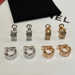 Chanel Coco Crush Hoop Stud Earrings