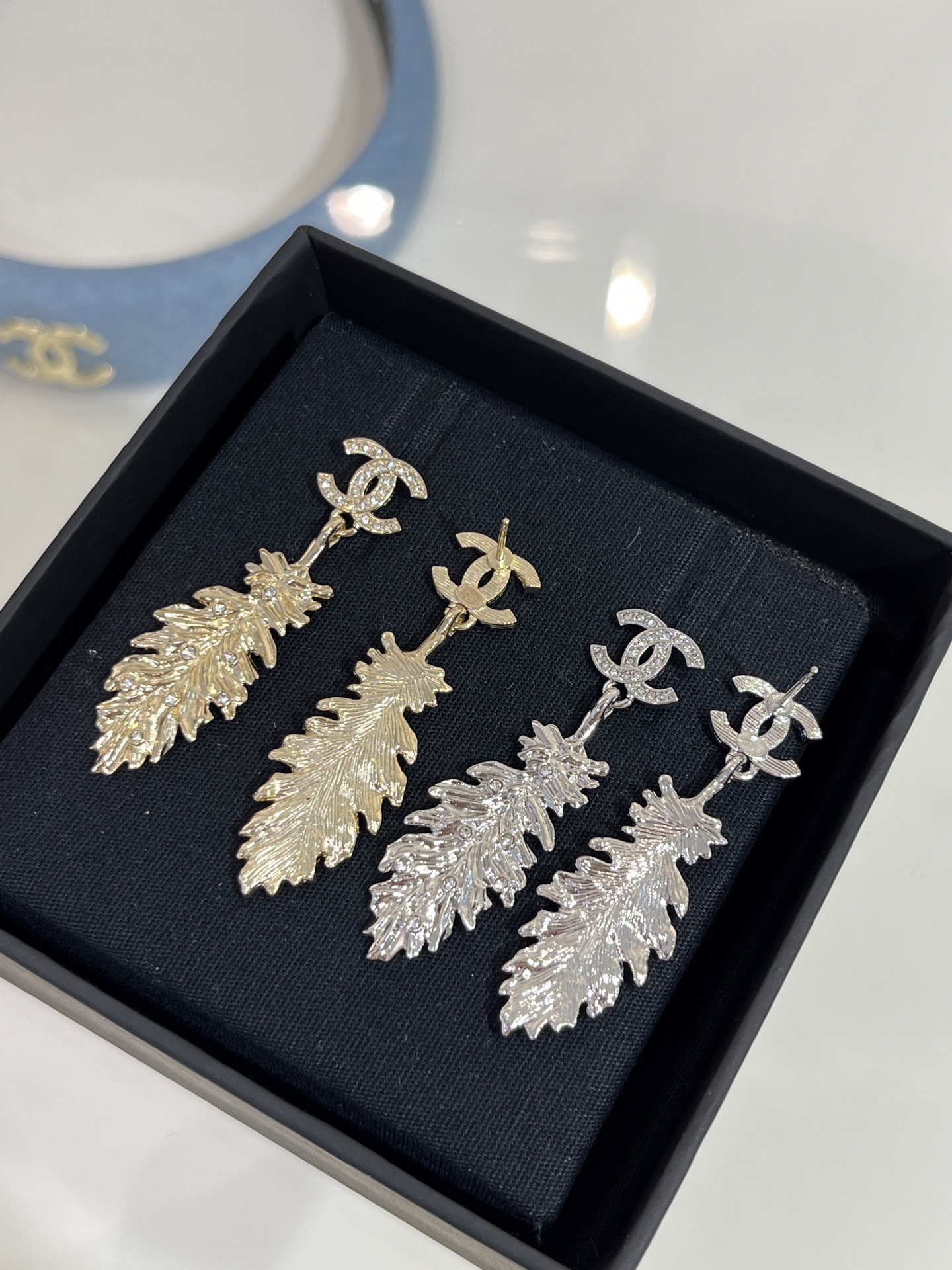 Chanel Coco Feather Dangle Earrings - Image 3