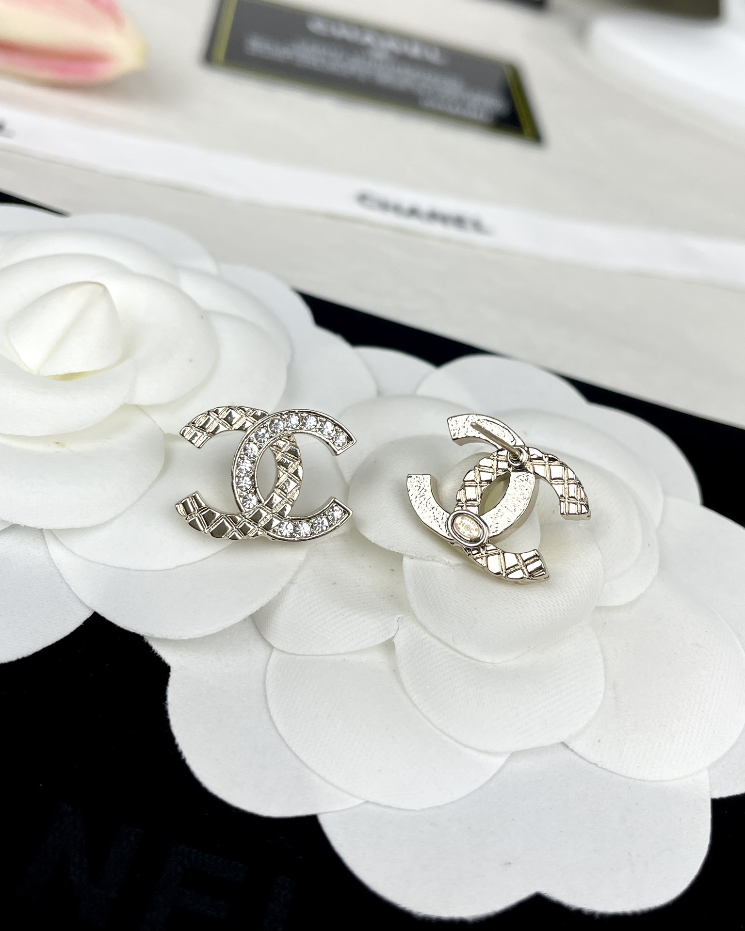 Chanel Minimalist Rhinestone CC Earrings - Image 6