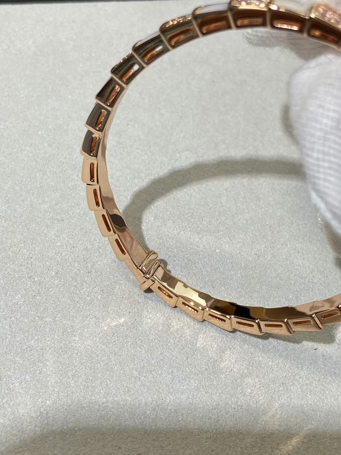 Bvlgari Serpenti Viper Bracelet Bangle in Rose Gold - Image 8