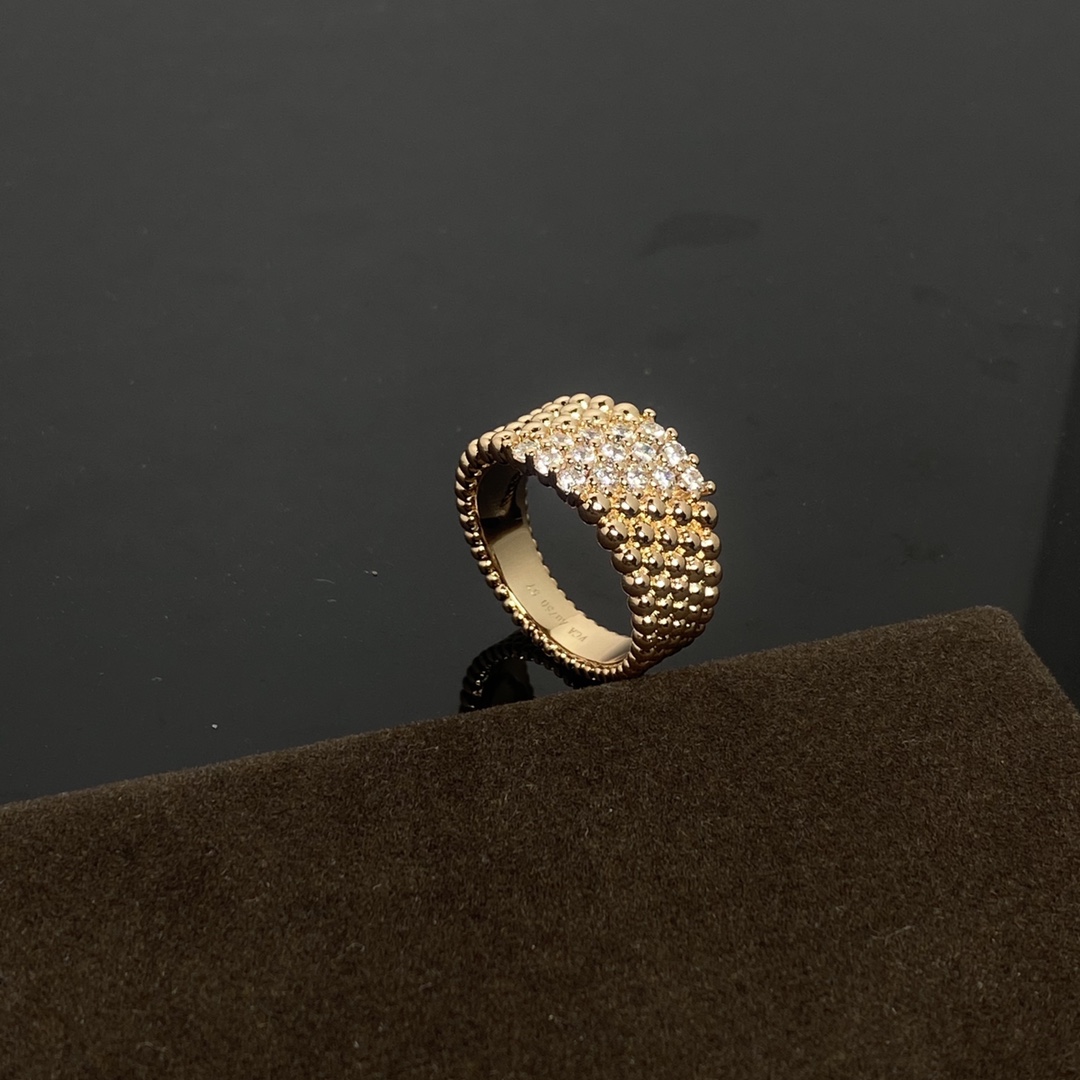 VCA Perlee Diamond Ring - Image 3