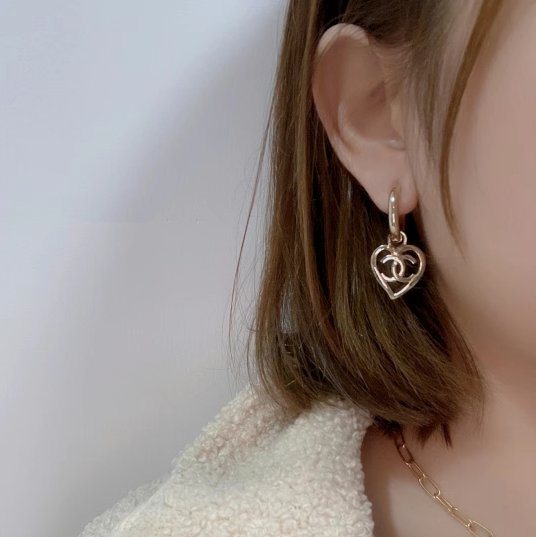 Chanel Hollow Heart Bracelet Earrings Ring Leather Necklace - Image 9