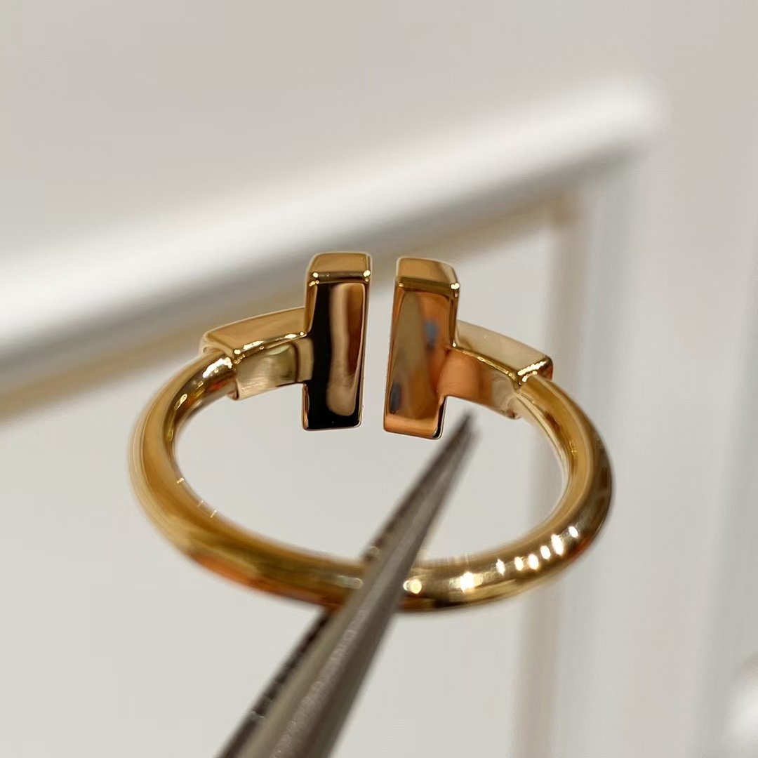 Tiffany Mother of Pearl Double T Ring - Image 10