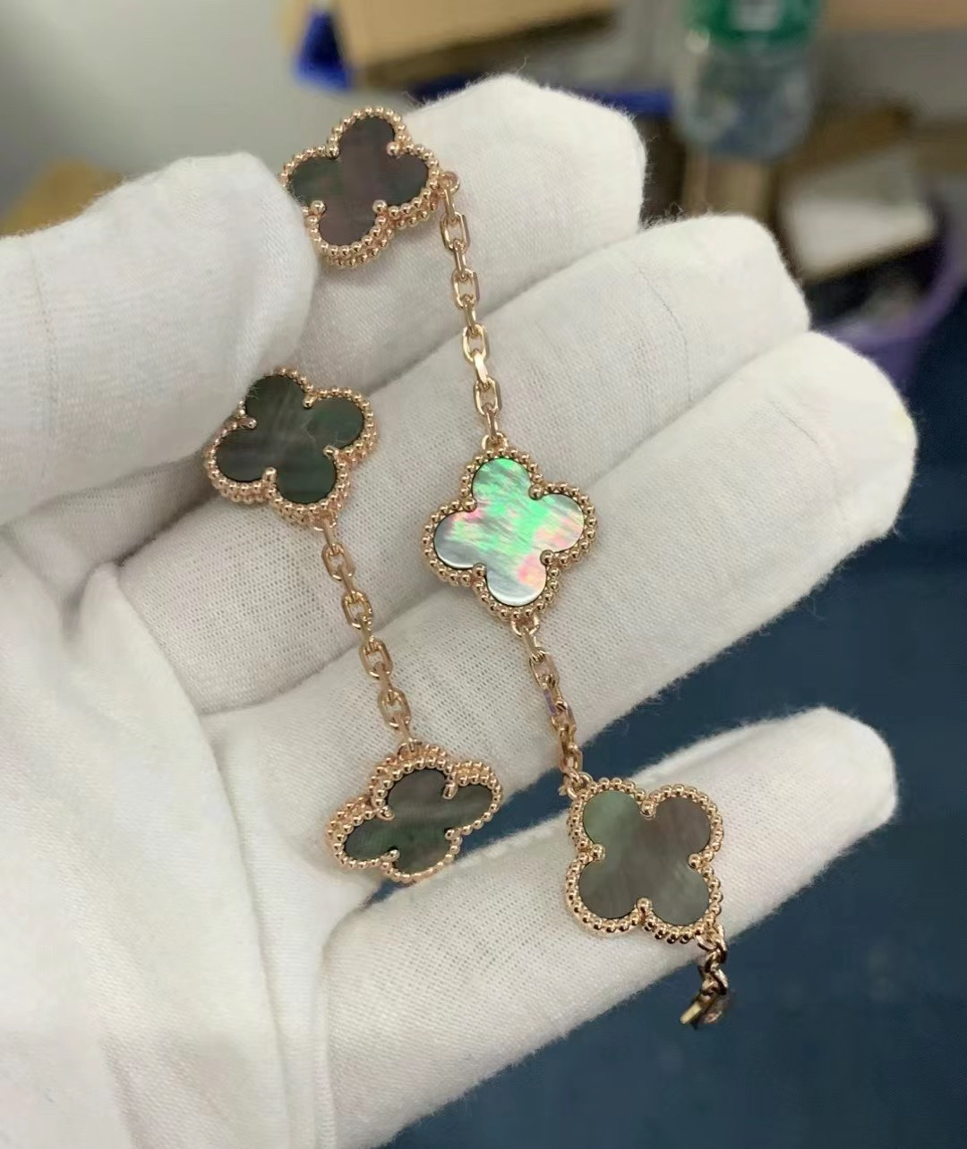 VCA Grey Clover Vintage Alhambra Bracelet, 5 Motifs - Image 2