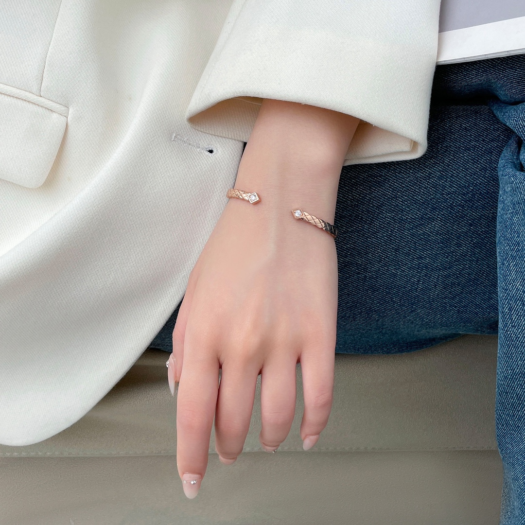 Chanel Coco Crush Cuff Bracelet Bangle - Image 2