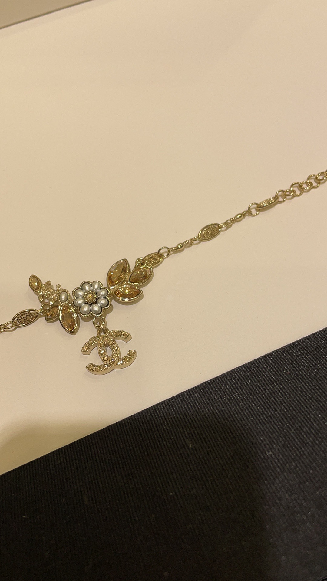 Chanel Ear of Wheat Pearl Flower Bracelet - Image 4