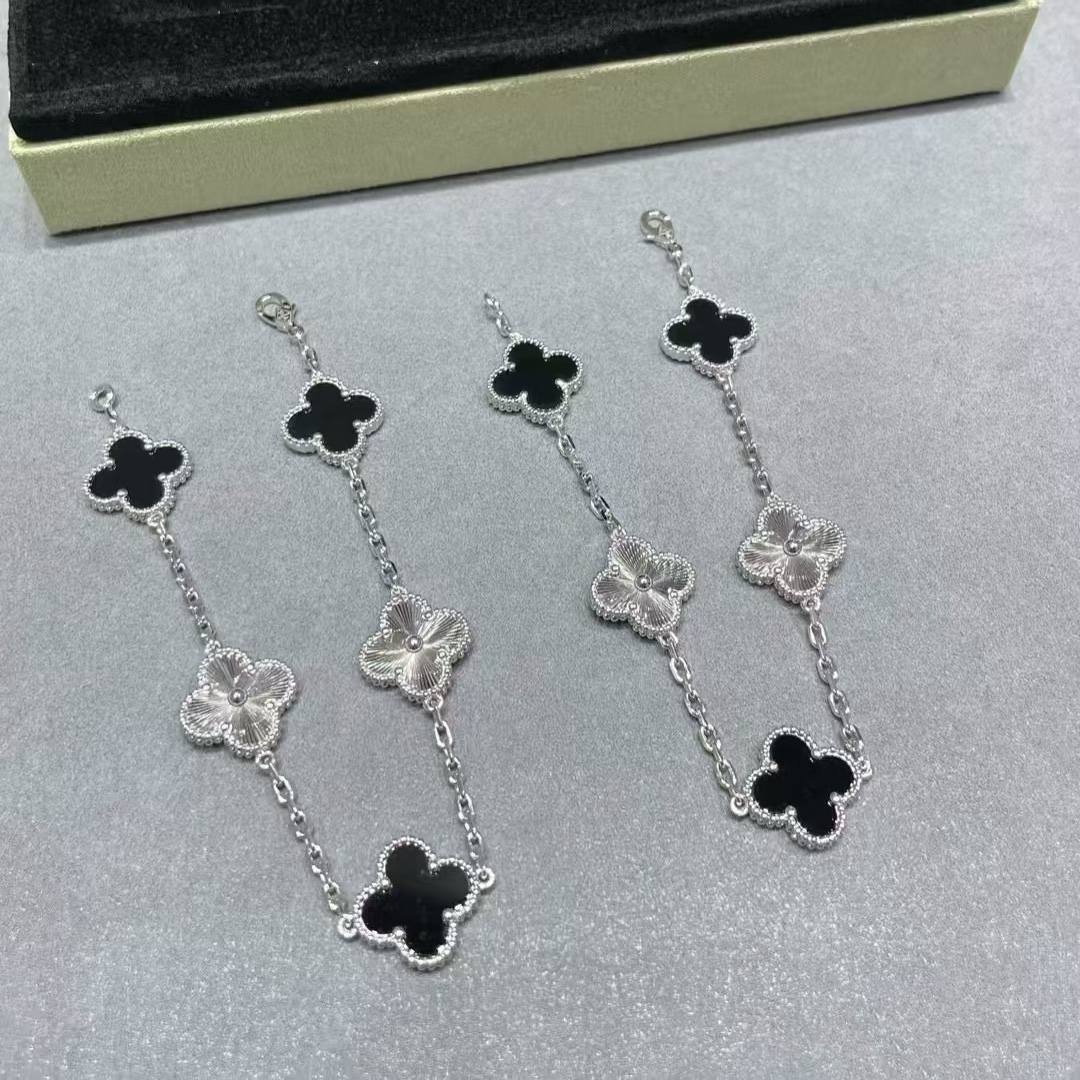 VCA Black Onyx & Silver Vintage Alhambra Bracelet, 5 Motifs - Image 3