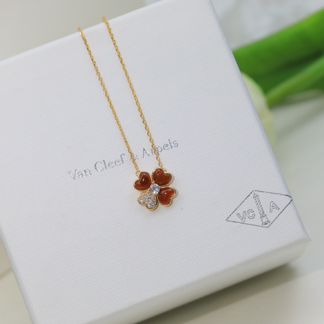 VCA Love Heart Clover Earrings Necklace - Image 4